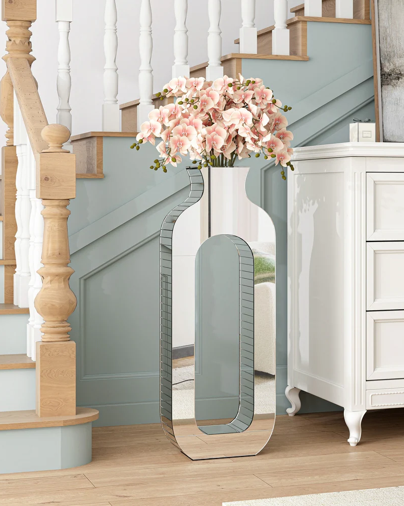 Mirrored Hollow Floor Vase , Large Silver Glass Floor Vase Modern Luxury Decorative Vases