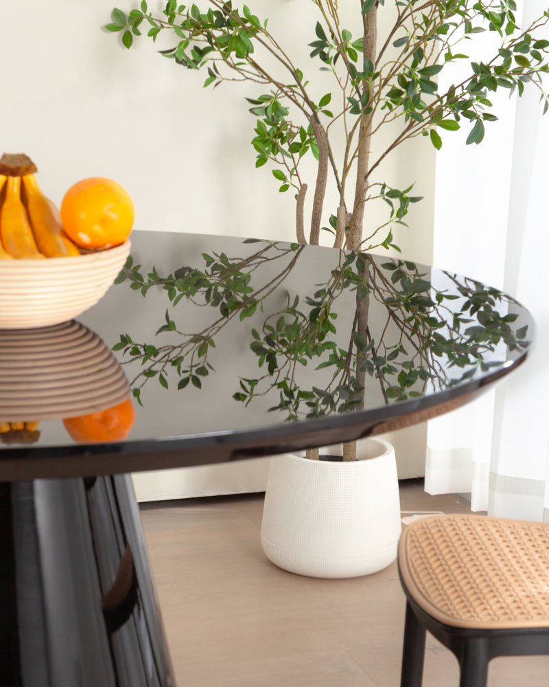 Black Modern High Glossy Round Dining Table