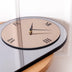 Große Wanduhr – Grau-Gold Spiegeloptik, Oval